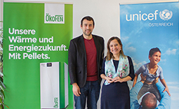 ÖkoFEN Managing Director Stefan Ortner and UNICEF representative <br>Dr. Anna Gudra are pleased about the future cooperation.